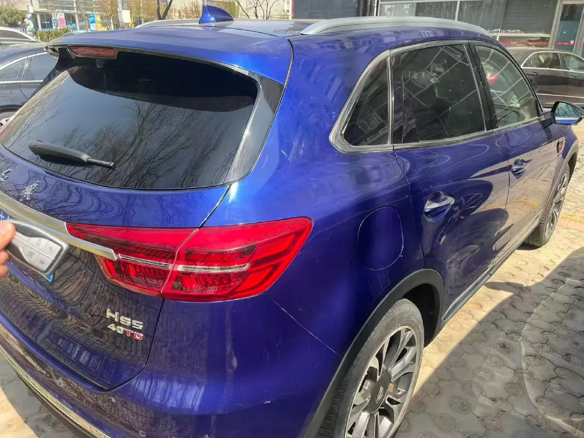 2019 HongQi HS5 2.0T 224HP L4 6AT,autocango,china used car exporter,china ev exporter,chinese used car exporter,chinese used ev exporter