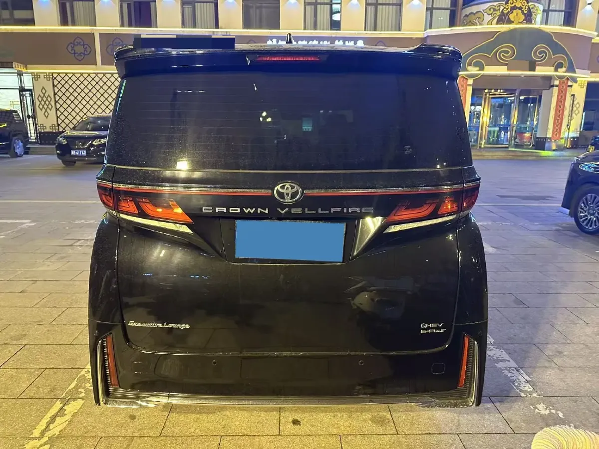 2024 Toyota Vellfire 2.5L 190HP L4 E-CVT Hybrid,autocango,china used car exporter,china ev exporter,chinese used car exporter,chinese used ev exporter