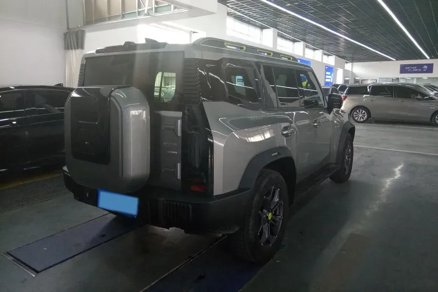 2023 Jetour Traveller 2.0T 254HP L4 7DCT,autocango,china used car exporter,china ev exporter,chinese used car exporter,chinese used ev exporter
