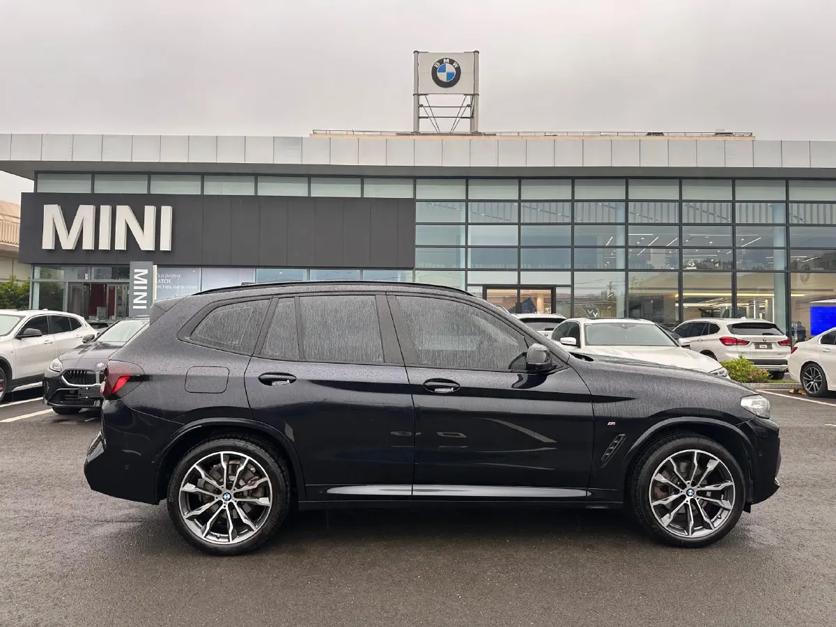 2023 BMW X3 2.0T 245HP L4 8AT,autocango,china used car exporter,china ev exporter,chinese used car exporter,chinese used ev exporter