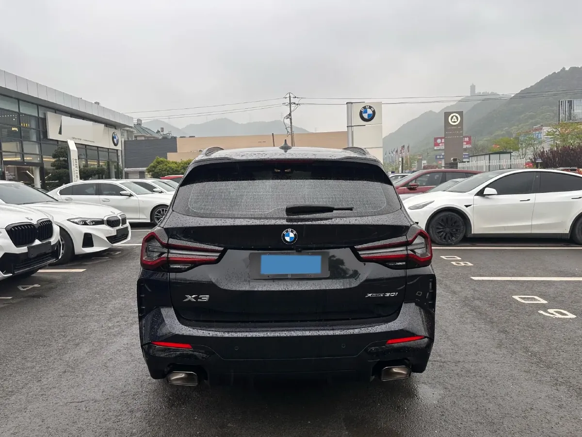 2023 BMW X3 2.0T 245HP L4 8AT,autocango,china used car exporter,china ev exporter,chinese used car exporter,chinese used ev exporter