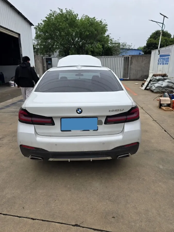 2022 BMW 5 Series 2.0T 252HP L4 8AT,autocango,china used car exporter,china ev exporter,chinese used car exporter,chinese used ev exporter
