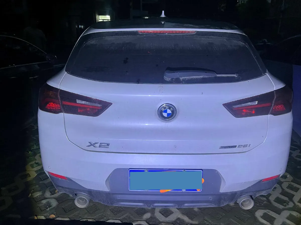 2021 BMW X2 2.0T 192HP L4 7DCT,autocango,china used car exporter,china ev exporter,chinese used car exporter,chinese used ev exporter