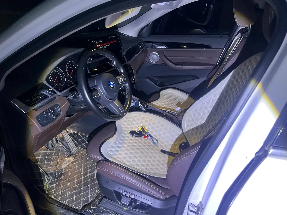 2021 BMW X2 2.0T 192HP L4 7DCT,autocango,china used car exporter,china ev exporter,chinese used car exporter,chinese used ev exporter