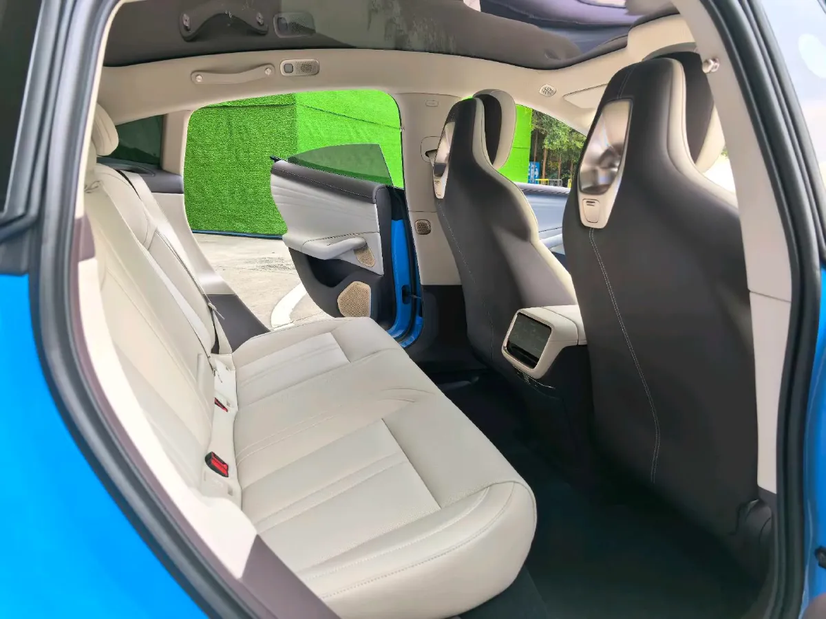 2026 Avatr 07 1.5T 156HP L4 REEV,autocango,china used car exporter,china ev exporter,chinese used car exporter,chinese used ev exporter