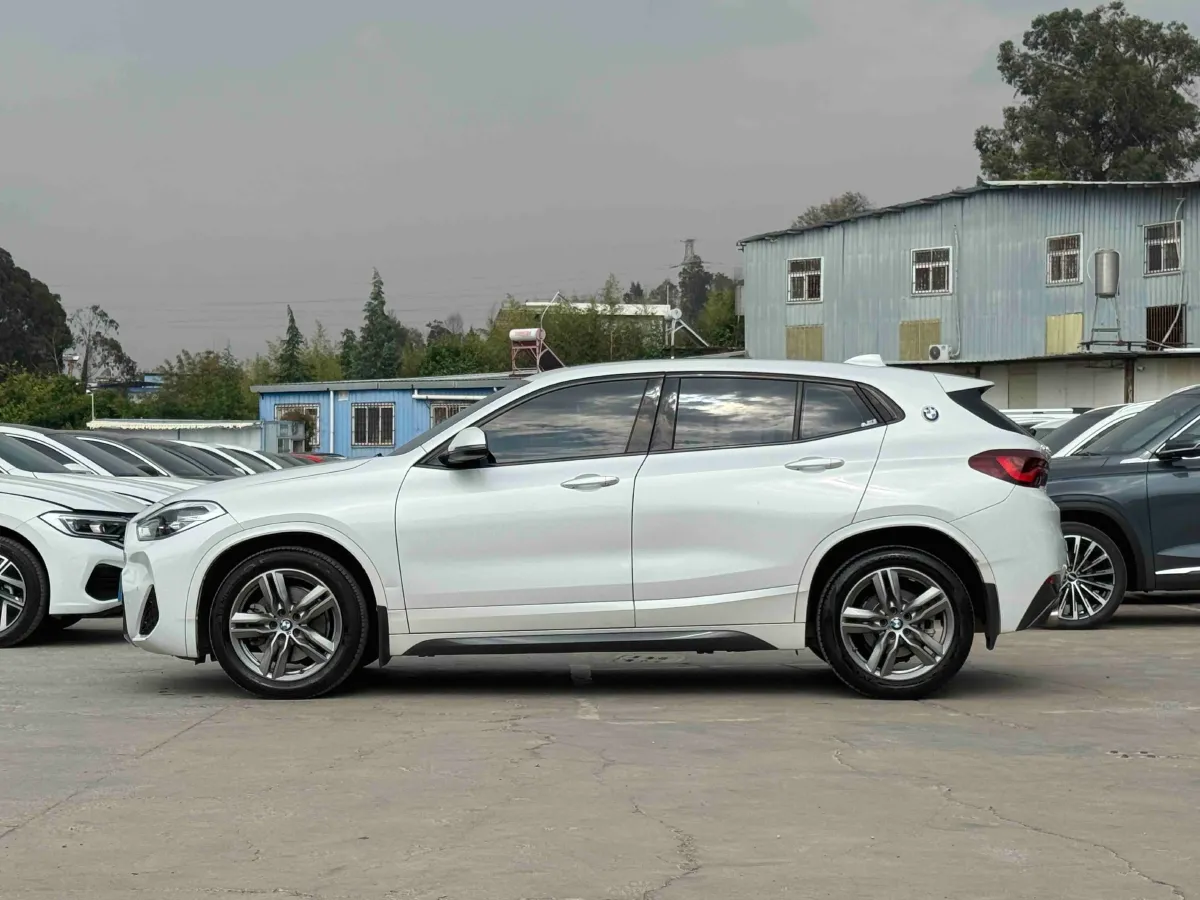 2021 BMW X2 2.0T 192HP L4 7DCT,autocango,china used car exporter,china ev exporter,chinese used car exporter,chinese used ev exporter