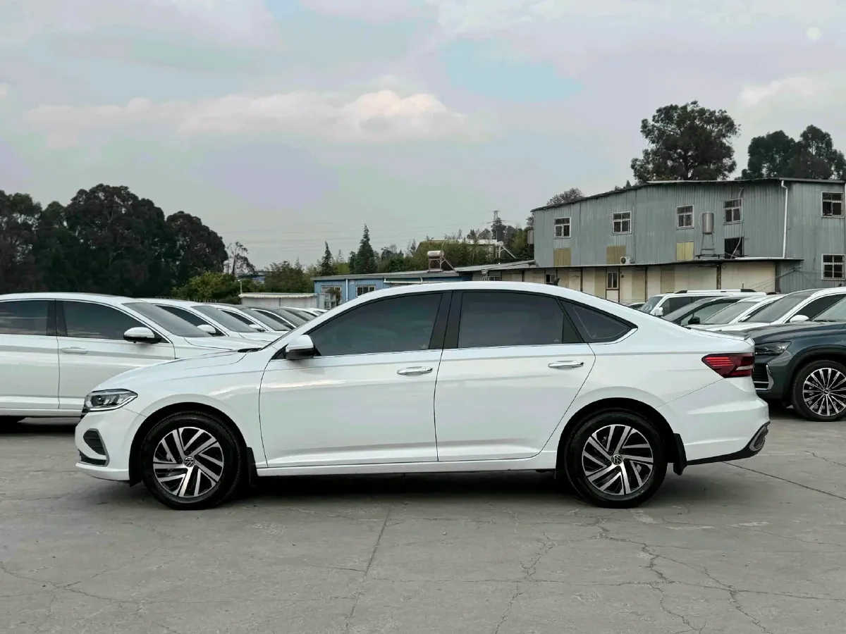 2023 Volkswagen Lavida 1.5L 113HP L4 6AT,autocango,china used car exporter,china ev exporter,chinese used car exporter,chinese used ev exporter