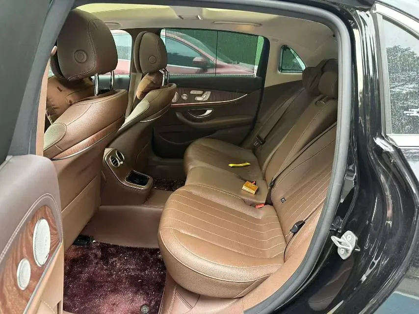 2022 Mercedes-Benz E Class 2.0T 258HP L4 9AT,autocango,china used car exporter,china ev exporter,chinese used car exporter,chinese used ev exporter