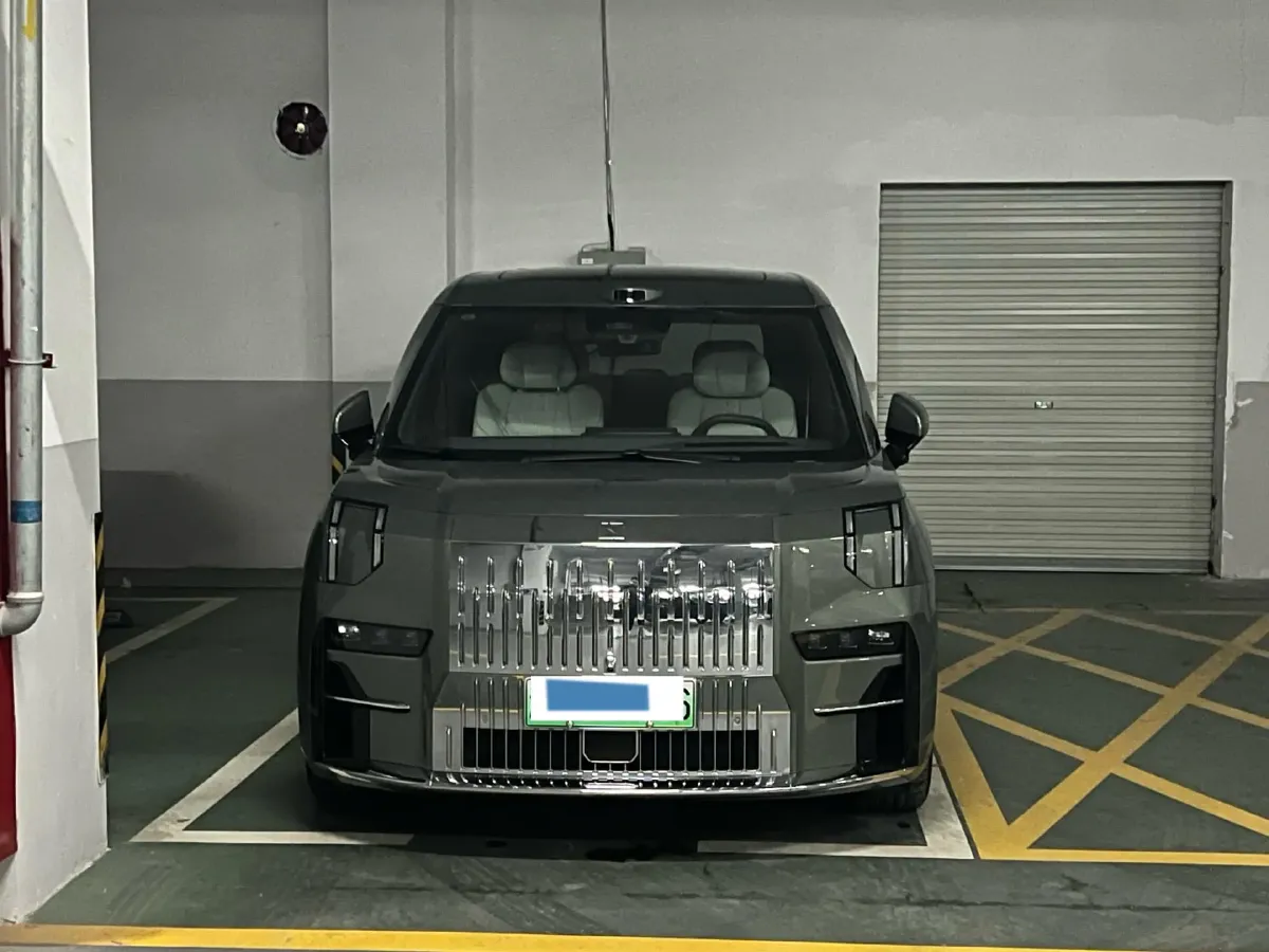 2024 Zeekr 009 BEV 108KWH,autocango,china used car exporter,china ev exporter,chinese used car exporter,chinese used ev exporter