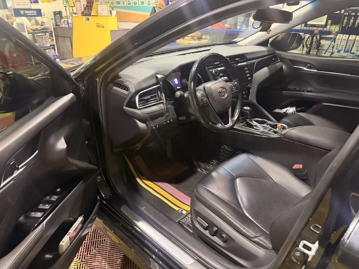 2018 Toyota Camry 2.5L 209HP L4 8AT,autocango,china used car exporter,china ev exporter,chinese used car exporter,chinese used ev exporter