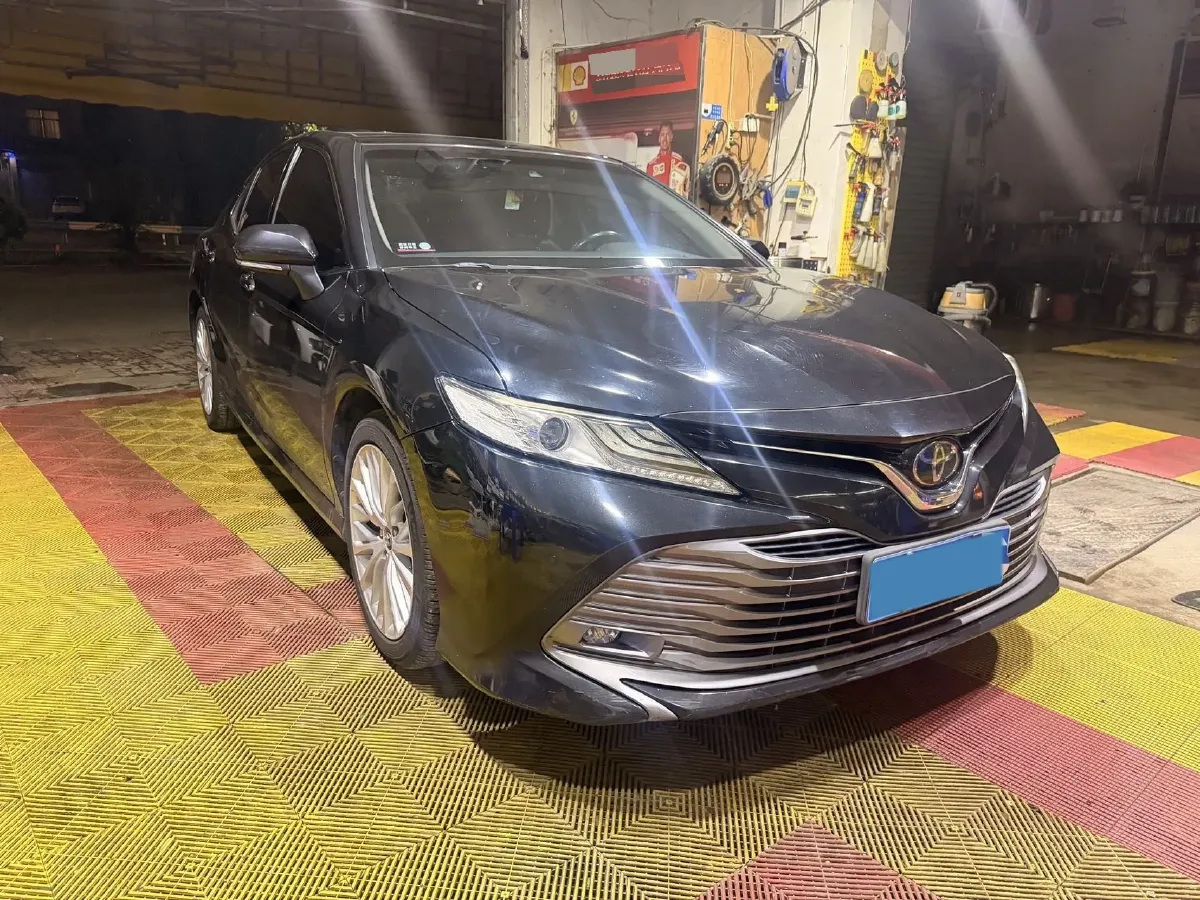 2018 Toyota Camry 2.5L 209HP L4 8AT,autocango,china used car exporter,china ev exporter,chinese used car exporter,chinese used ev exporter