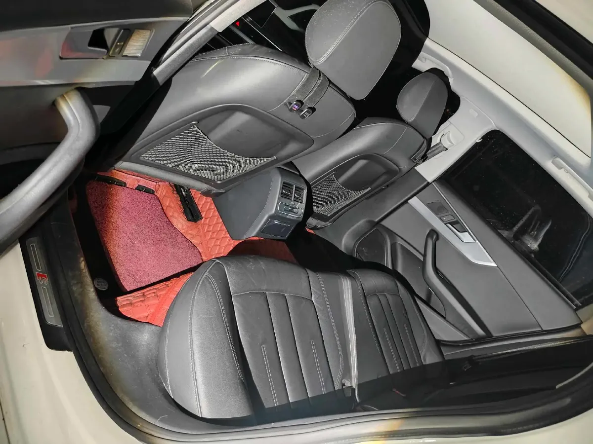 2019 Audi A4L 2.0T 190HP L4 7DCT,autocango,china used car exporter,china ev exporter,chinese used car exporter,chinese used ev exporter