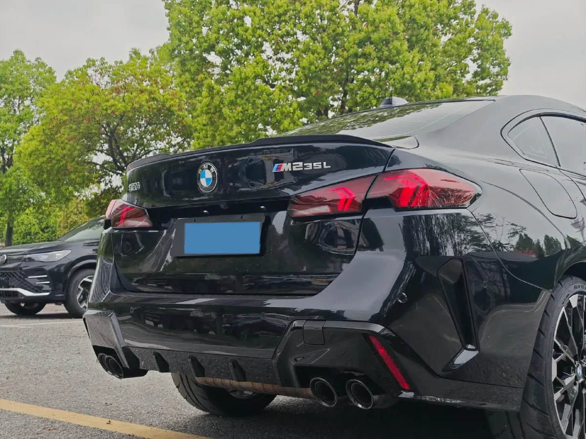 2025 BMW 2.0T 300HP L4 7DCT,autocango,china used car exporter,china ev exporter,chinese used car exporter,chinese used ev exporter