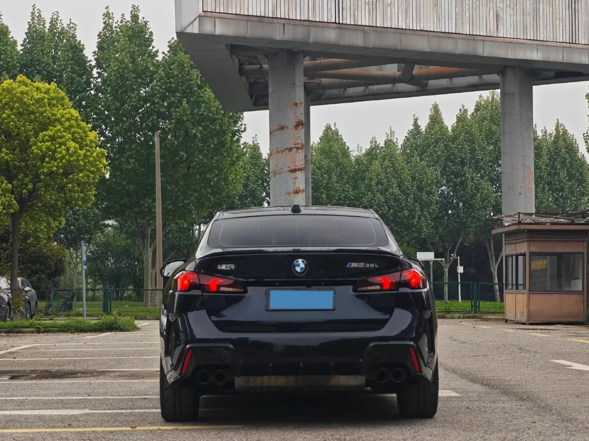 2025 BMW 2.0T 300HP L4 7DCT,autocango,china used car exporter,china ev exporter,chinese used car exporter,chinese used ev exporter
