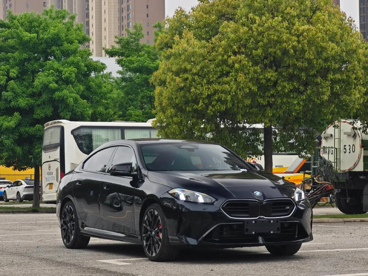 2025 BMW 2.0T 300HP L4 7DCT,autocango,china used car exporter,china ev exporter,chinese used car exporter,chinese used ev exporter