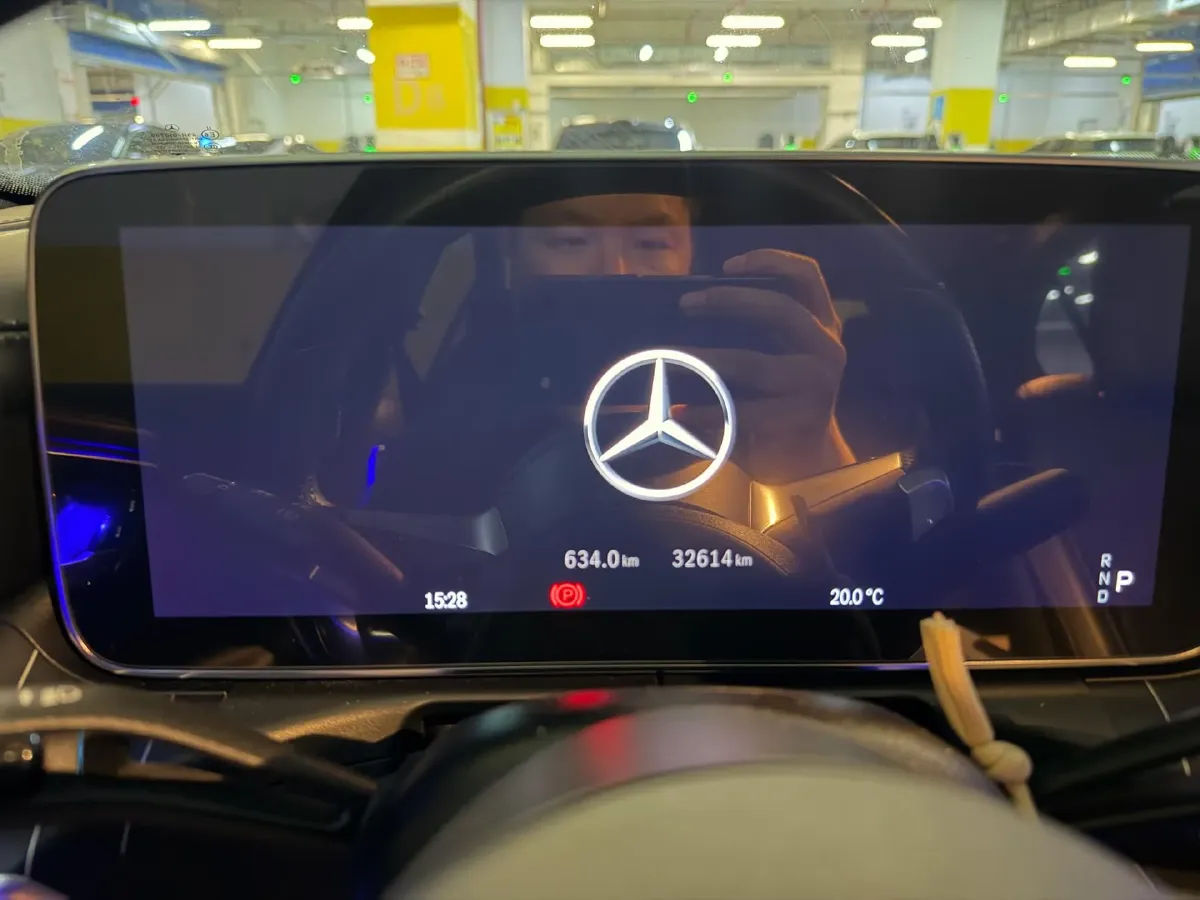 2024 Mercedes-Benz C Class 1.5T 204HP L4 9AT,autocango,china used car exporter,china ev exporter,chinese used car exporter,chinese used ev exporter