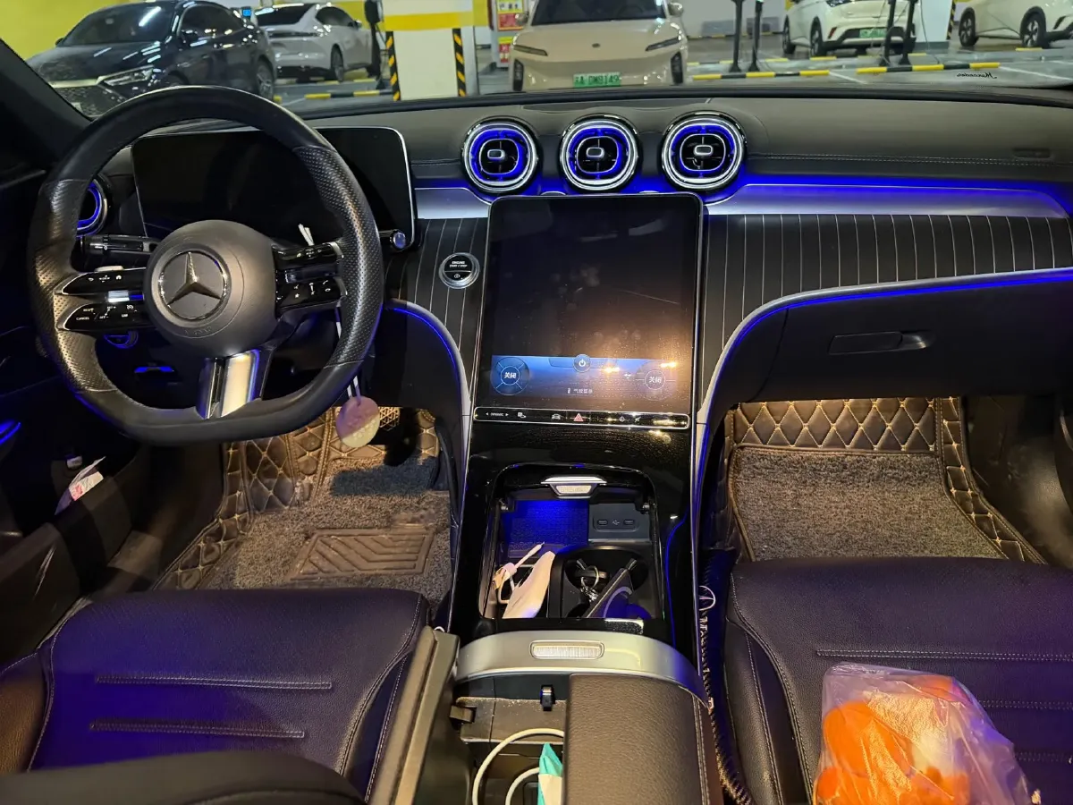 2024 Mercedes-Benz C Class 1.5T 204HP L4 9AT,autocango,china used car exporter,china ev exporter,chinese used car exporter,chinese used ev exporter