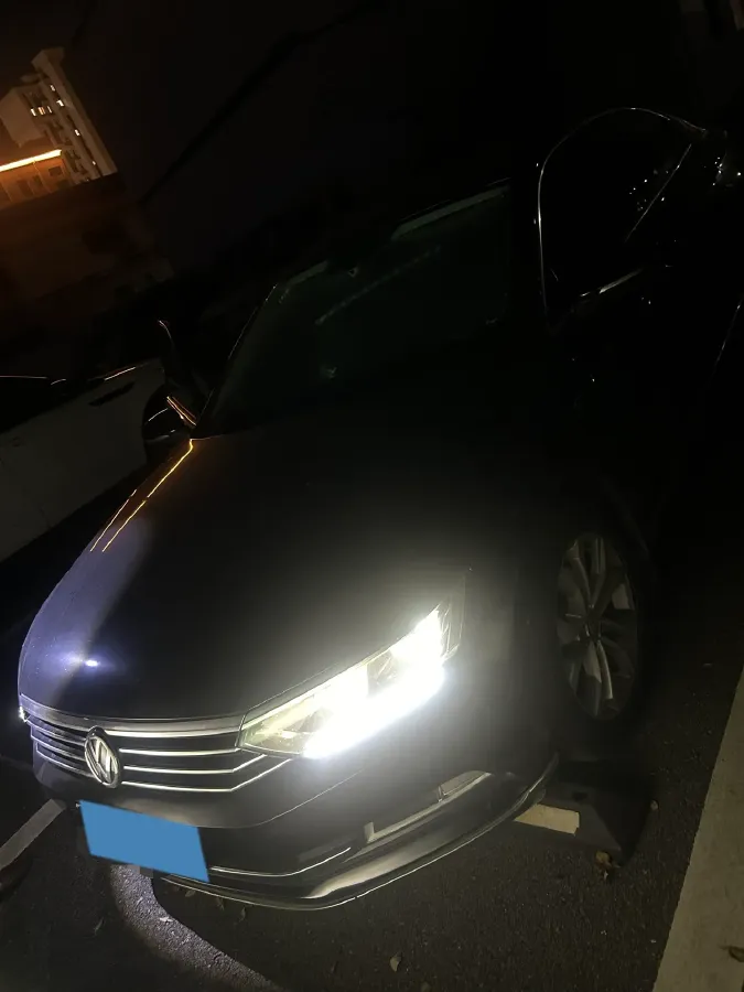 2018 Volkswagen Magotan 1.8T 180HP L4 7DCT,autocango,china used car exporter,china ev exporter,chinese used car exporter,chinese used ev exporter