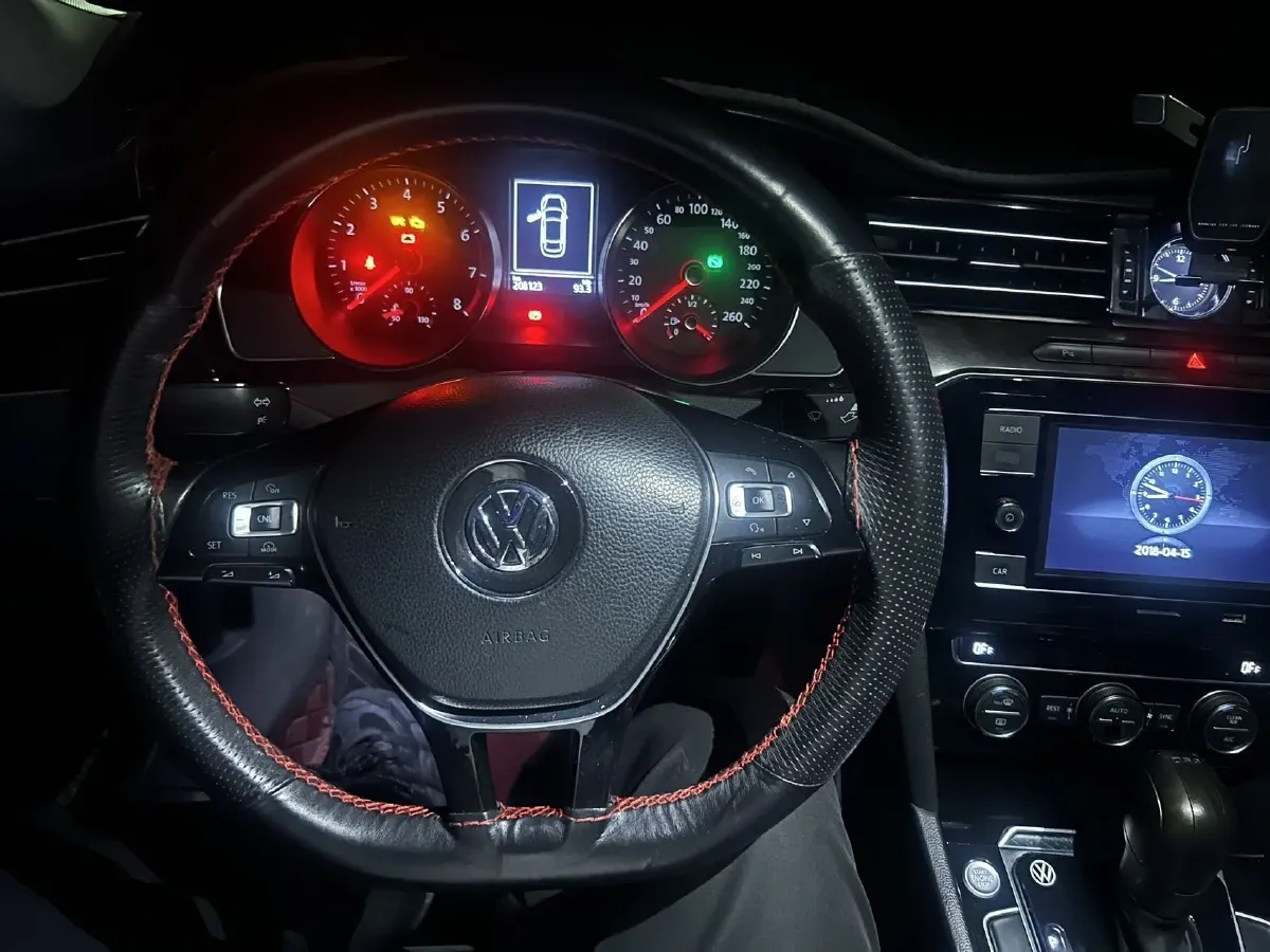 2018 Volkswagen Magotan 1.8T 180HP L4 7DCT,autocango,china used car exporter,china ev exporter,chinese used car exporter,chinese used ev exporter