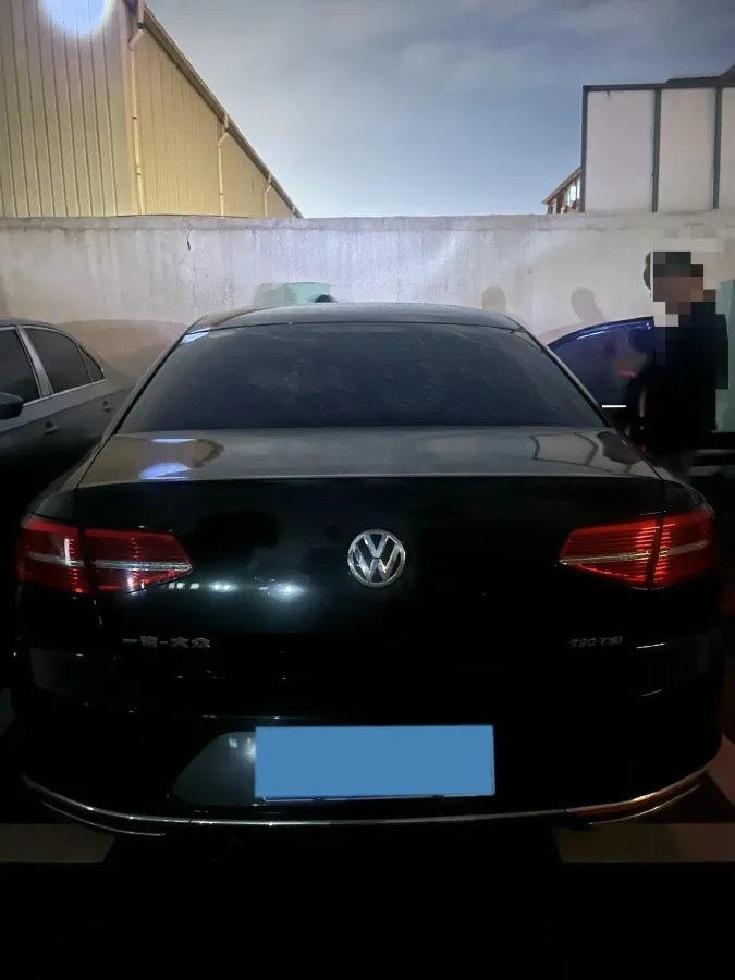 2018 Volkswagen Magotan 1.8T 180HP L4 7DCT,autocango,china used car exporter,china ev exporter,chinese used car exporter,chinese used ev exporter