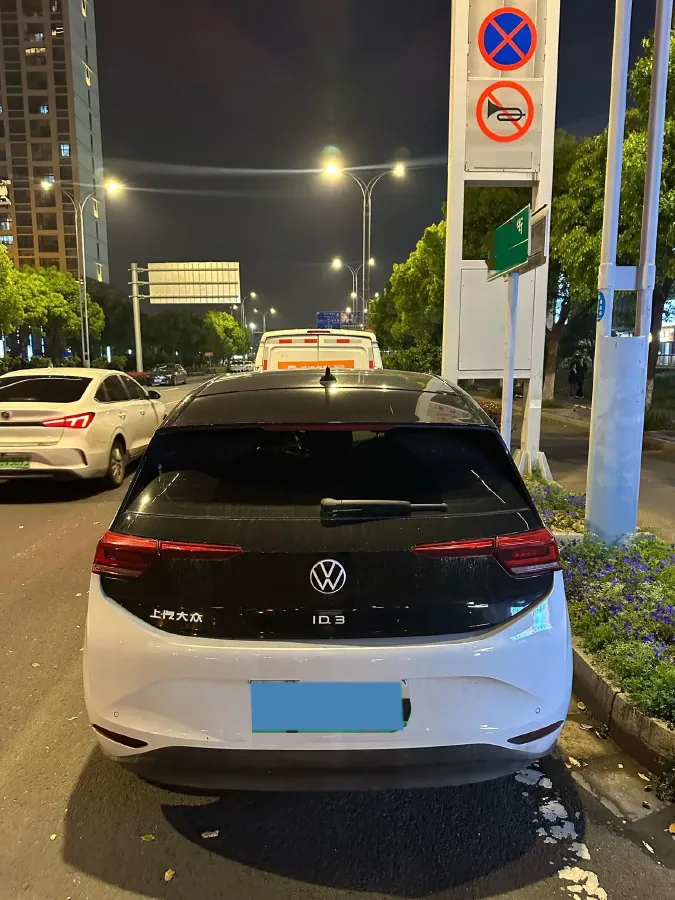 2022 Volkswagen ID.3 BEV 57.3KWH,autocango,china used car exporter,china ev exporter,chinese used car exporter,chinese used ev exporter