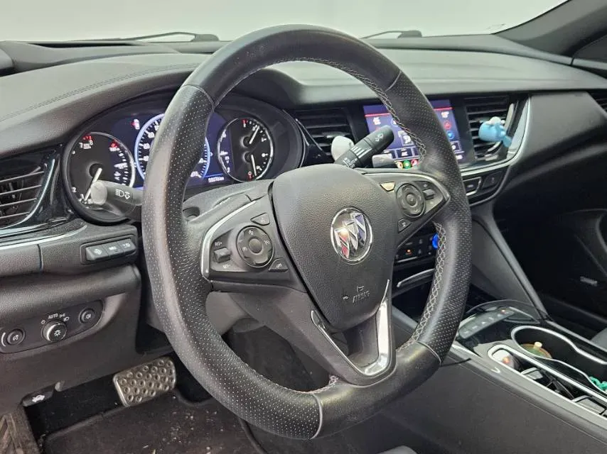 2021 Buick Regal 2.0T 237HP L4 9AT,autocango,china used car exporter,china ev exporter,chinese used car exporter,chinese used ev exporter