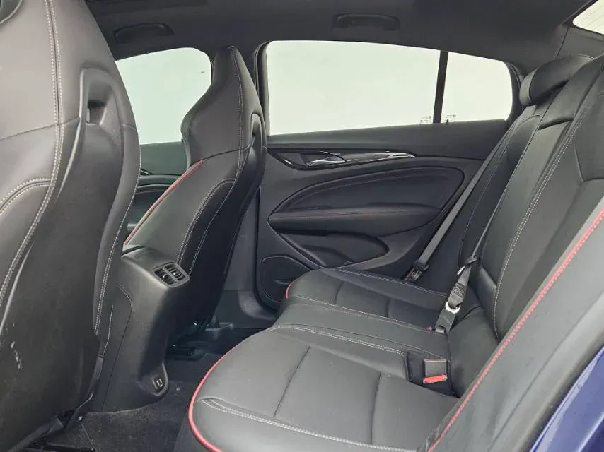 2021 Buick Regal 2.0T 237HP L4 9AT,autocango,china used car exporter,china ev exporter,chinese used car exporter,chinese used ev exporter