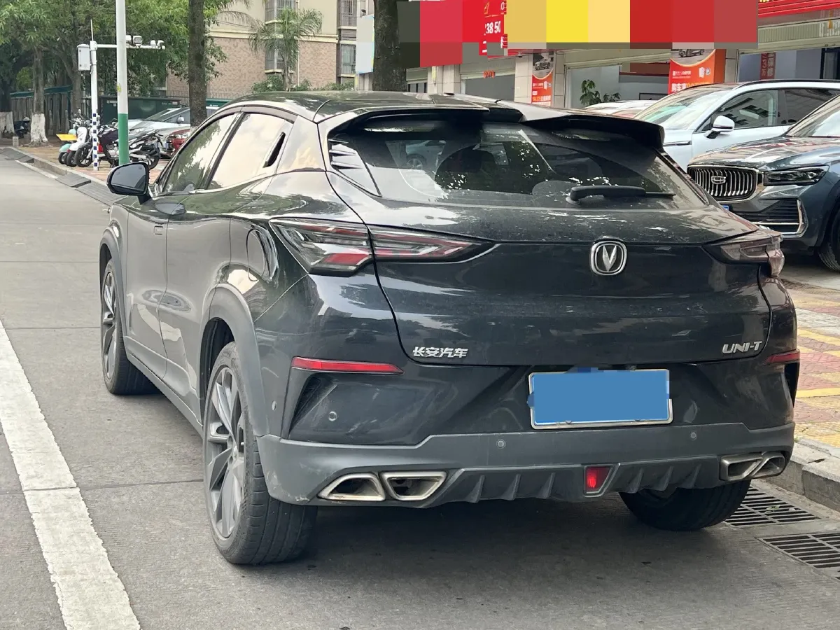 2021 ChangAn UNI-T 1.5T 180HP L4 7DCT,autocango,china used car exporter,china ev exporter,chinese used car exporter,chinese used ev exporter
