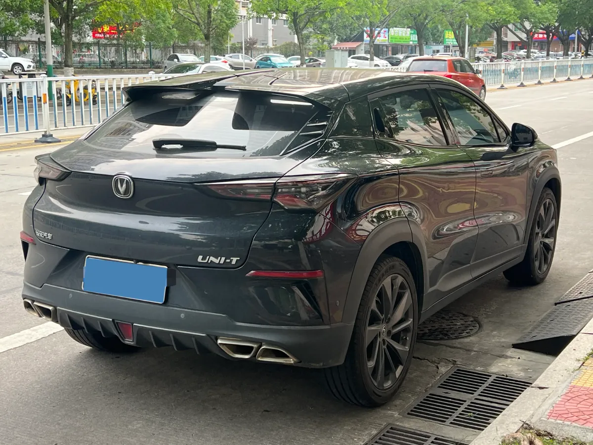2021 ChangAn UNI-T 1.5T 180HP L4 7DCT,autocango,china used car exporter,china ev exporter,chinese used car exporter,chinese used ev exporter