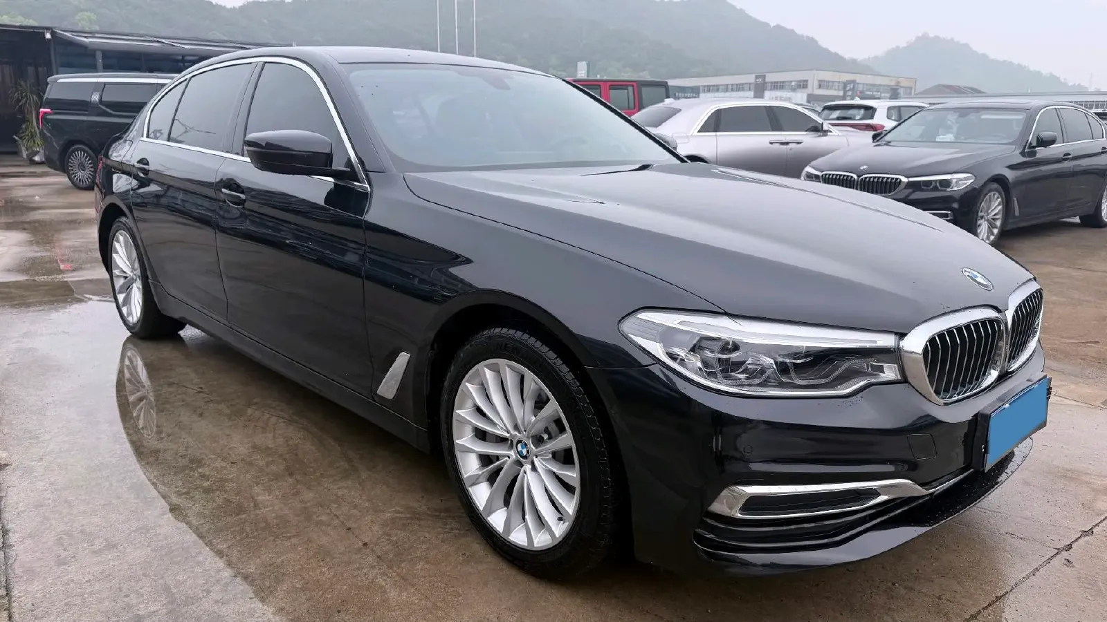 2020 BMW 5 Series 2.0T 252HP L4 8AT,autocango,china used car exporter,china ev exporter,chinese used car exporter,chinese used ev exporter