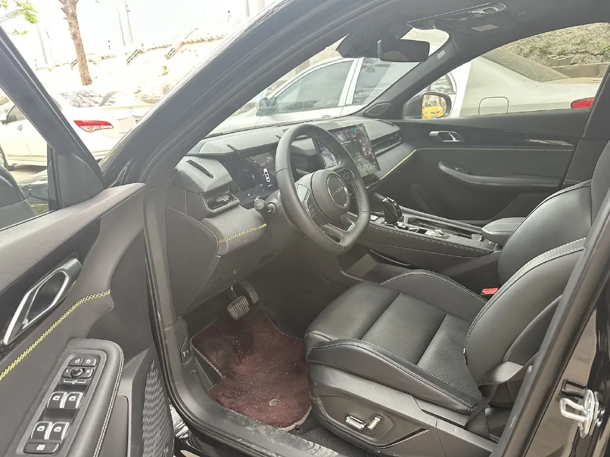 2023 MAXUS G50 1.5T 181HP L4 7DCT,autocango,china used car exporter,china ev exporter,chinese used car exporter,chinese used ev exporter