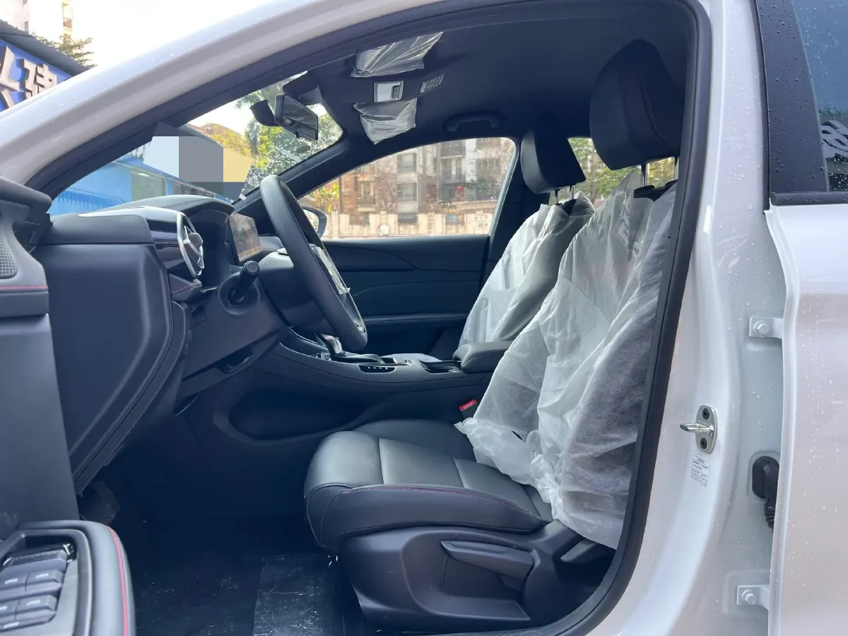 2023 MG 5 1.5L 129HP L4 5MT,autocango,china used car exporter,china ev exporter,chinese used car exporter,chinese used ev exporter