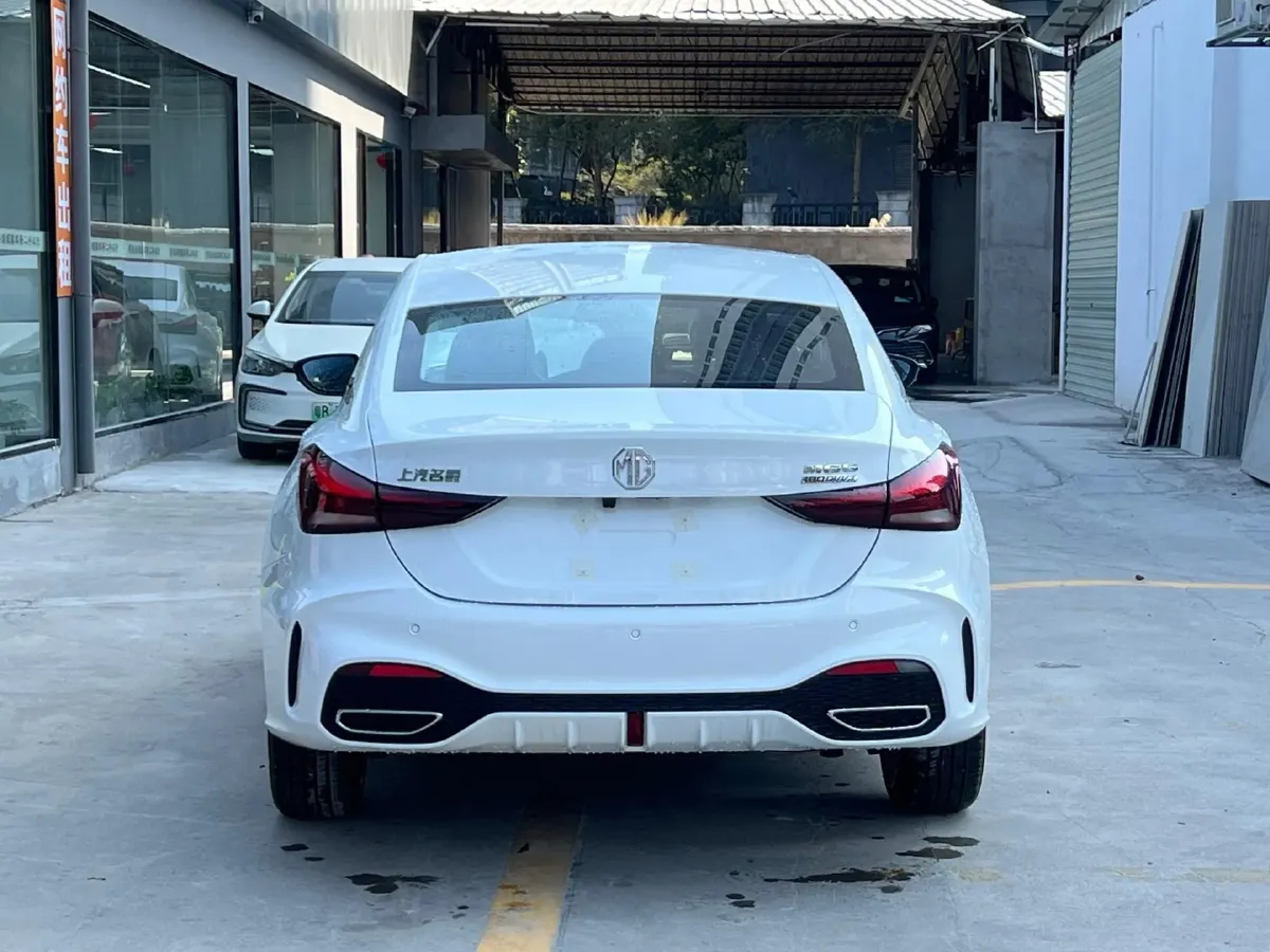 2023 MG 5 1.5L 129HP L4 5MT,autocango,china used car exporter,china ev exporter,chinese used car exporter,chinese used ev exporter