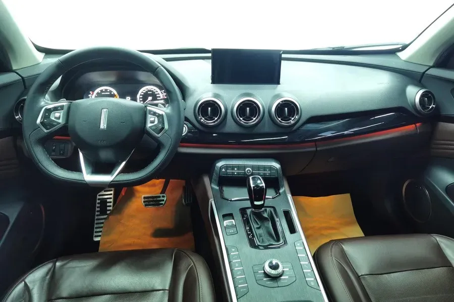 2017 WEY VV7 2.0T 234HP L4 7DCT,autocango,china used car exporter,china ev exporter,chinese used car exporter,chinese used ev exporter