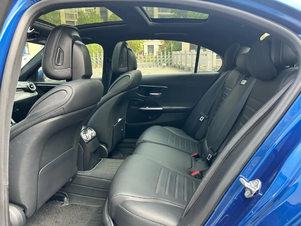 2022 Mercedes-Benz C Class 1.5T 204HP L4 9AT,autocango,china used car exporter,china ev exporter,chinese used car exporter,chinese used ev exporter