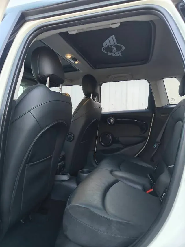 2020 MINI MINI 1.5T 136HP L3 7DCT,autocango,china used car exporter,china ev exporter,chinese used car exporter,chinese used ev exporter