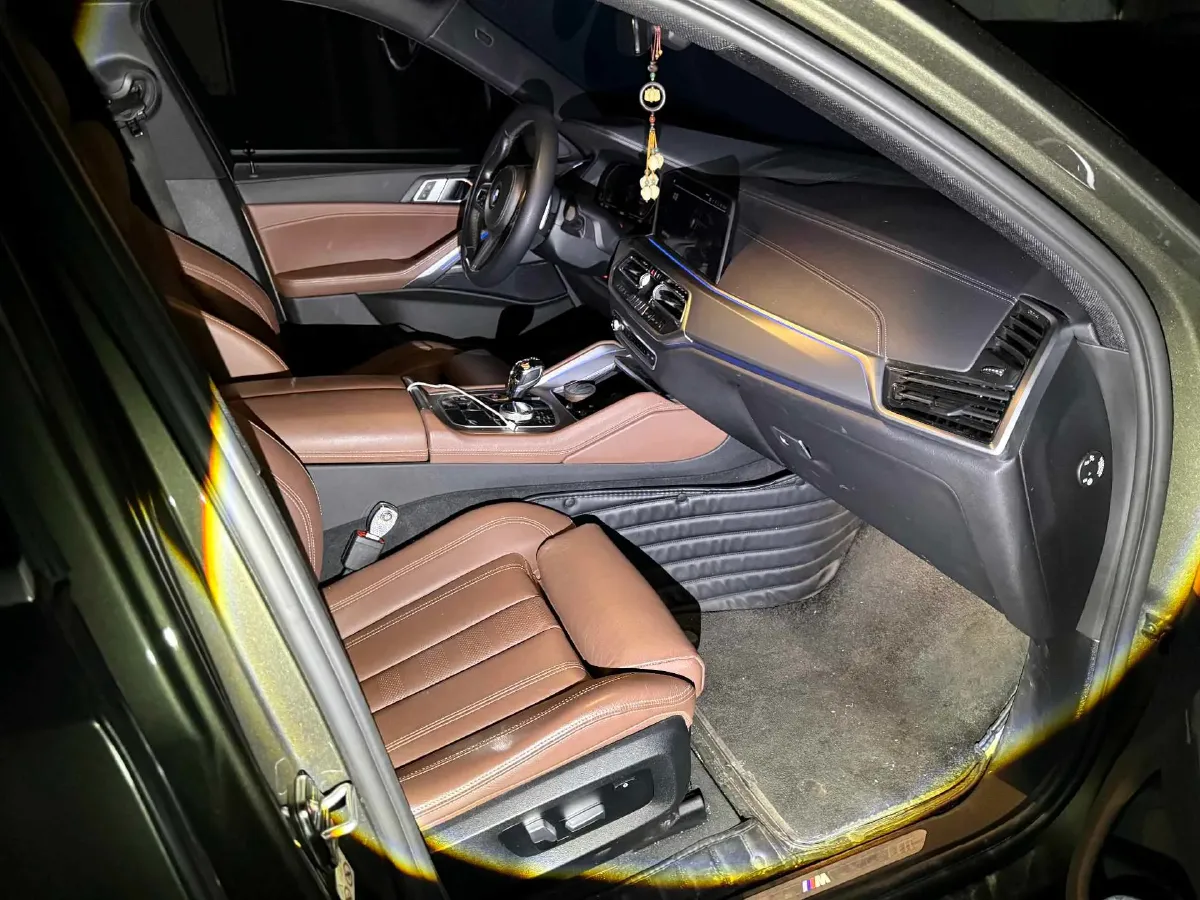 2022 BMW X6 2.0T 265HP L4 8AT,autocango,china used car exporter,china ev exporter,chinese used car exporter,chinese used ev exporter