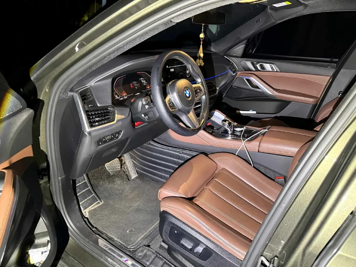 2022 BMW X6 2.0T 265HP L4 8AT,autocango,china used car exporter,china ev exporter,chinese used car exporter,chinese used ev exporter