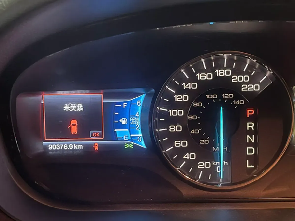 2012 Ford Edge 2.0T 243HP L4 6AT,autocango,china used car exporter,china ev exporter,chinese used car exporter,chinese used ev exporter