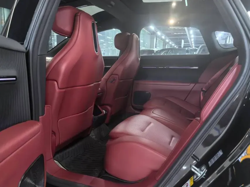 2025 Avatr 12 BEV,autocango,china used car exporter,china ev exporter,chinese used car exporter,chinese used ev exporter