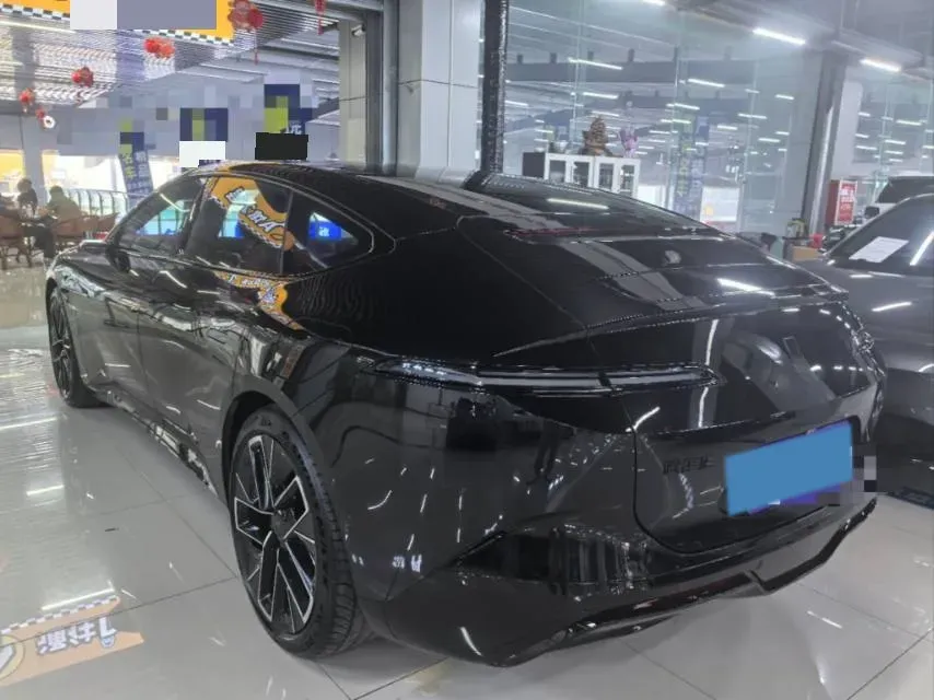 2025 Avatr 12 BEV,autocango,china used car exporter,china ev exporter,chinese used car exporter,chinese used ev exporter