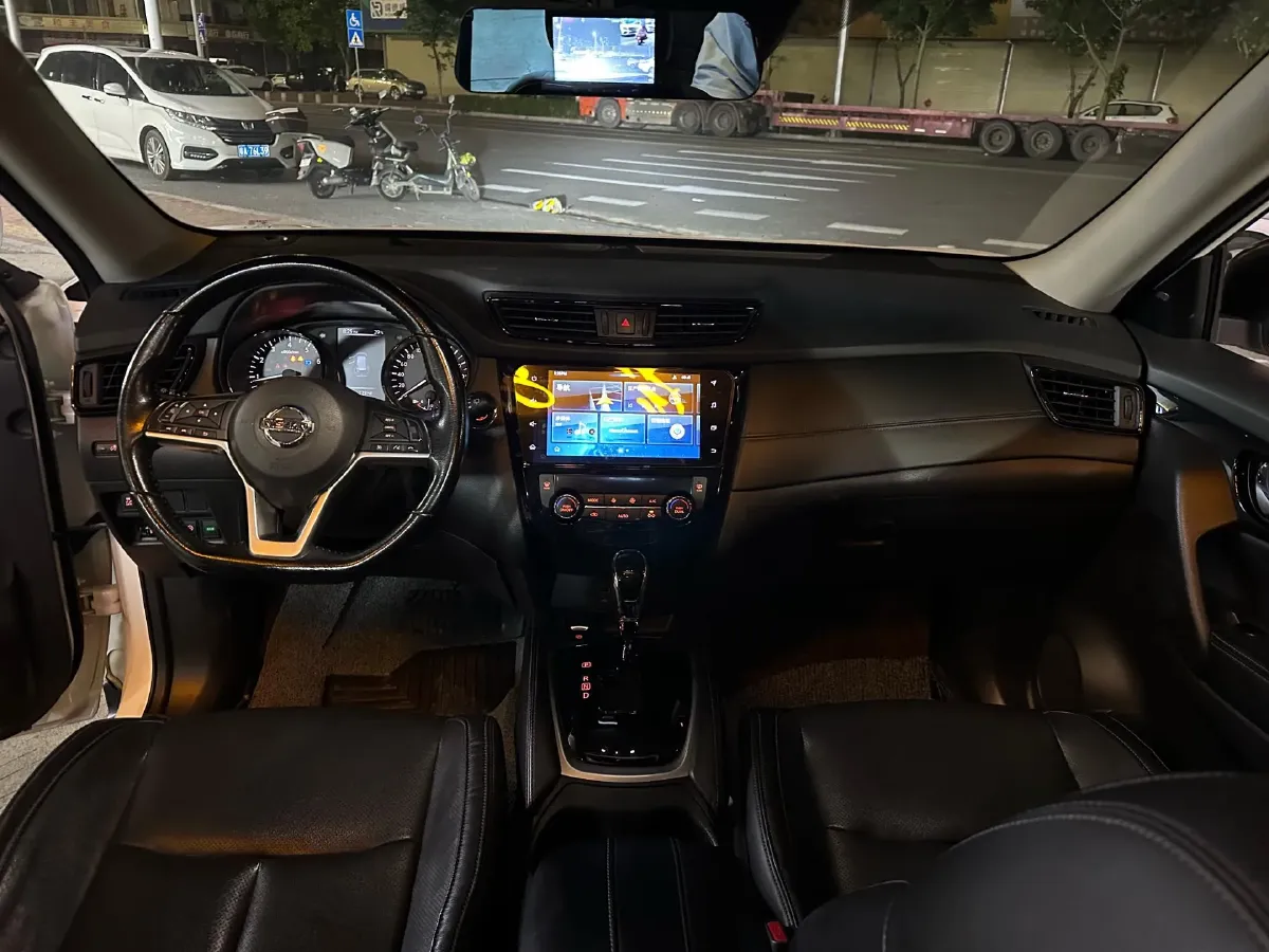 2021 Nissan X-Trail 2.0L 151HP L4 CVT,autocango,china used car exporter,china ev exporter,chinese used car exporter,chinese used ev exporter