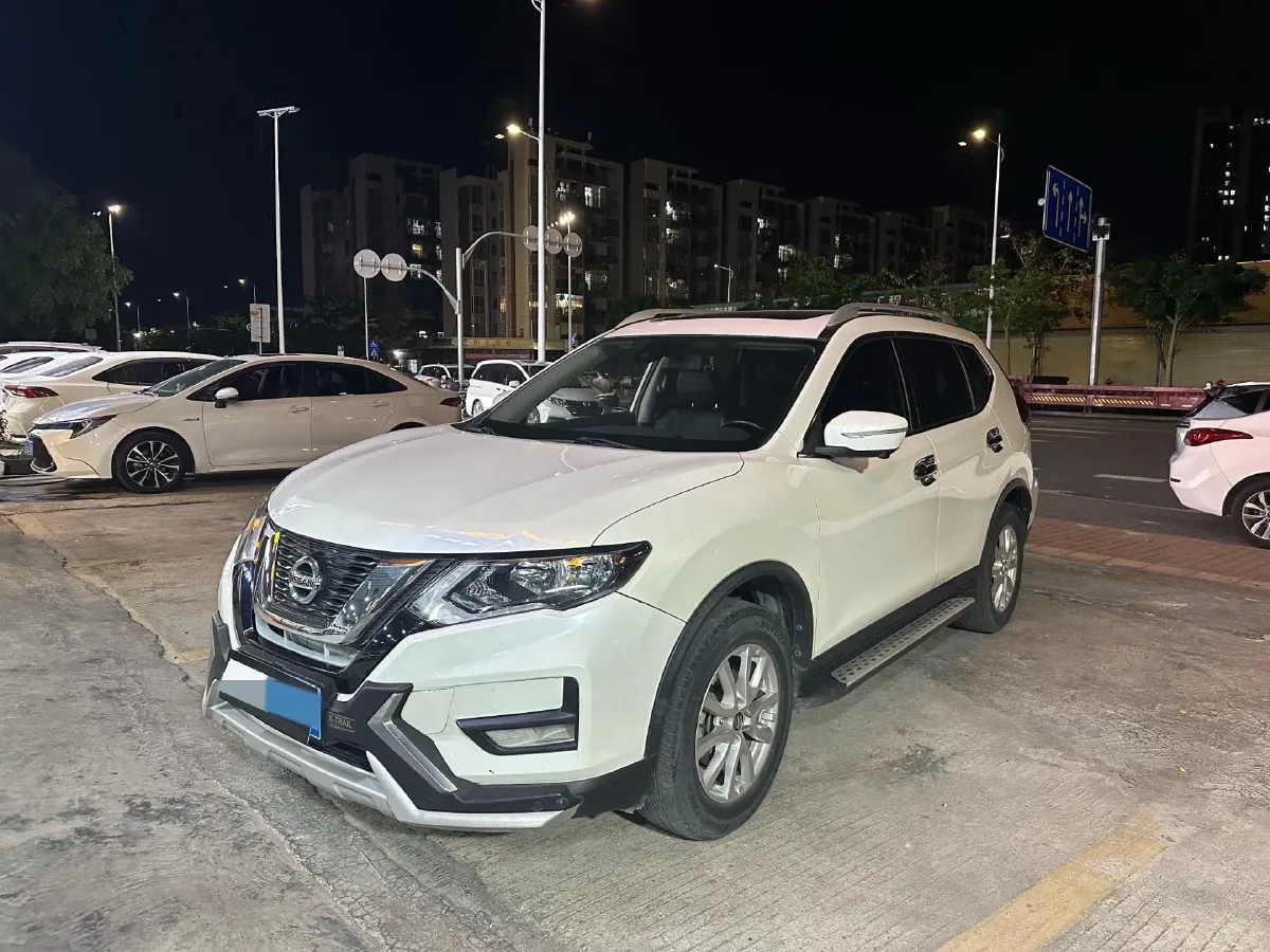 2021 Nissan X-Trail 2.0L 151HP L4 CVT,autocango,china used car exporter,china ev exporter,chinese used car exporter,chinese used ev exporter