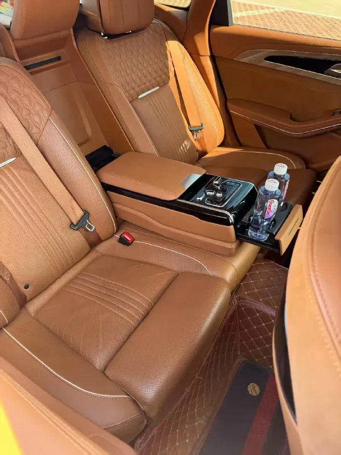 2020 HongQi H9 2.0T 252HP L4 7DCT,autocango,china used car exporter,china ev exporter,chinese used car exporter,chinese used ev exporter