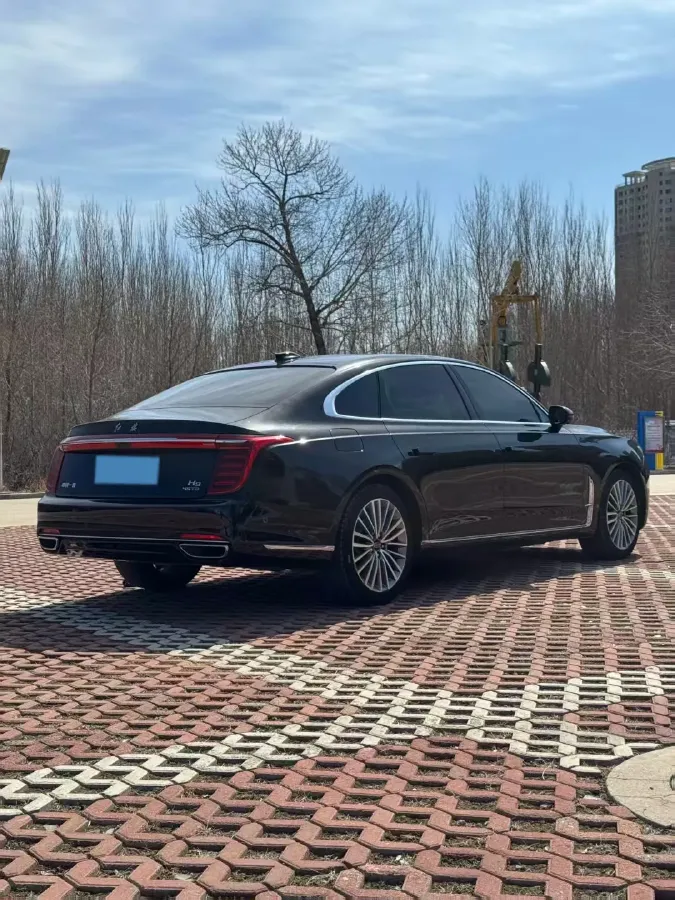 2020 HongQi H9 2.0T 252HP L4 7DCT,autocango,china used car exporter,china ev exporter,chinese used car exporter,chinese used ev exporter