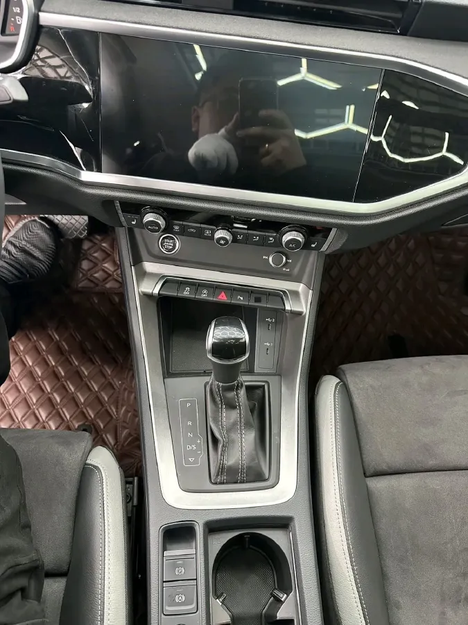 2022 Audi Q3 1.4T 150HP L4 7DCT,autocango,china used car exporter,china ev exporter,chinese used car exporter,chinese used ev exporter