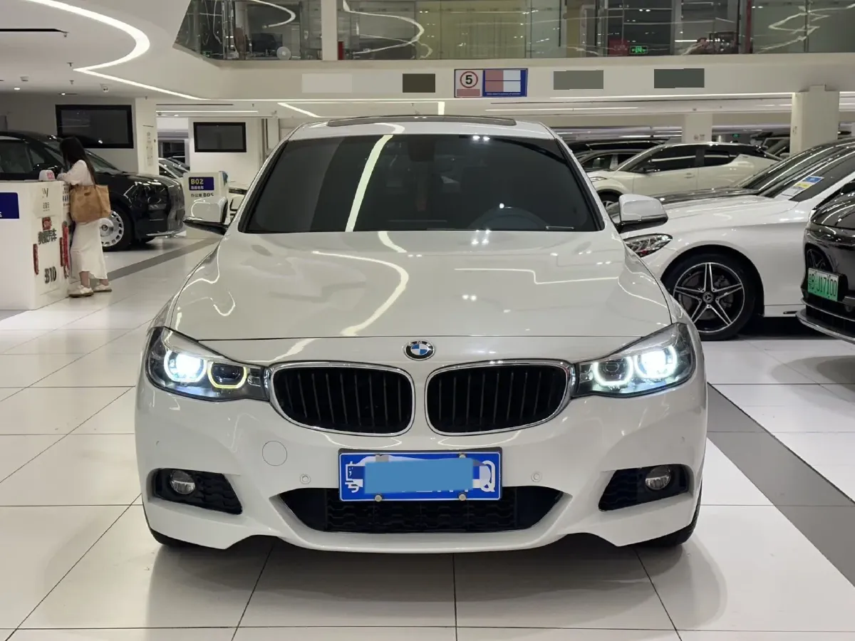 2019 BMW 3 Series GT 2.0T 184HP L4 8AT,autocango,china used car exporter,china ev exporter,chinese used car exporter,chinese used ev exporter