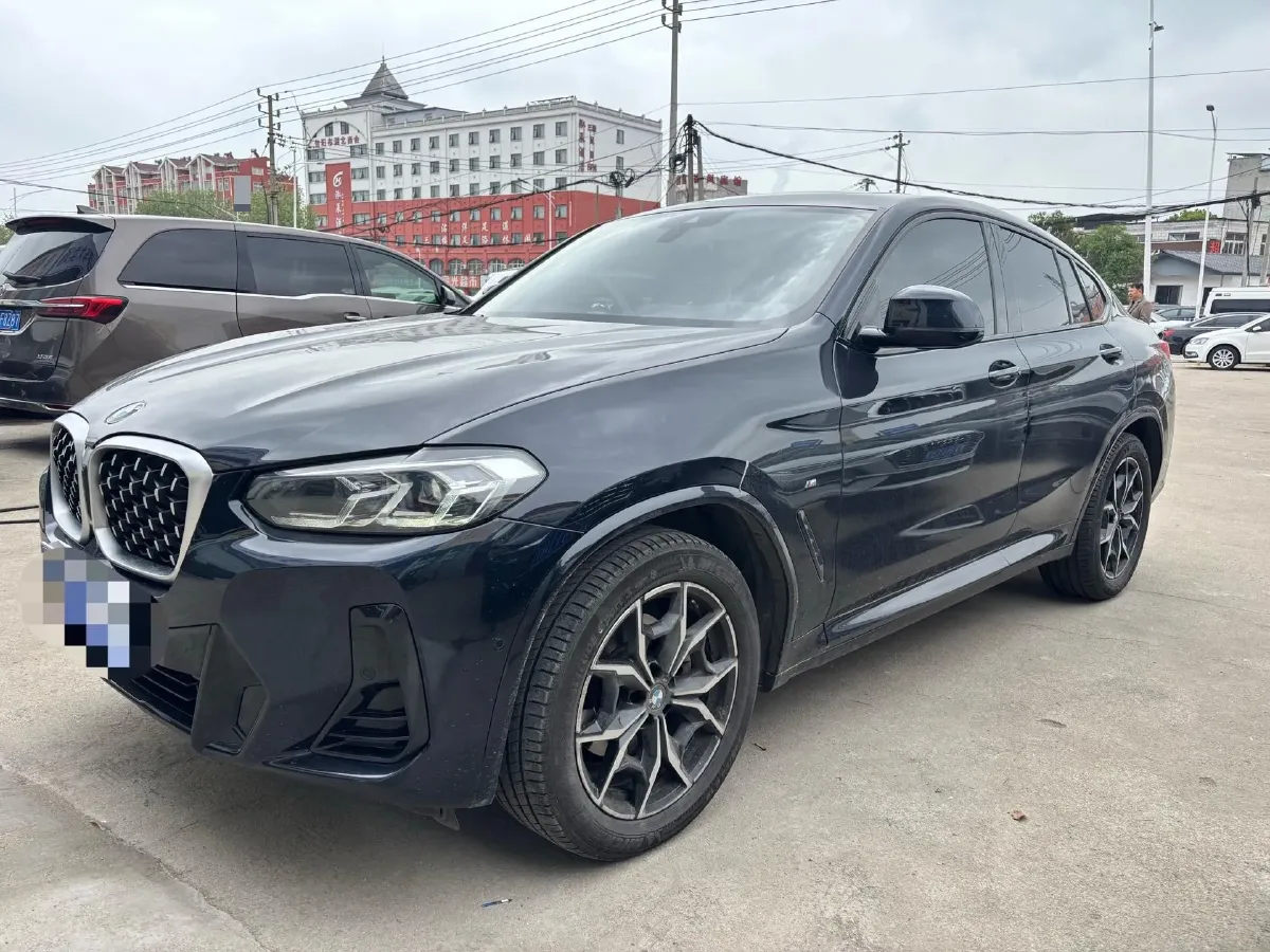 2022 BMW X4 2.0T 245HP L4 8AT,autocango,china used car exporter,china ev exporter,chinese used car exporter,chinese used ev exporter