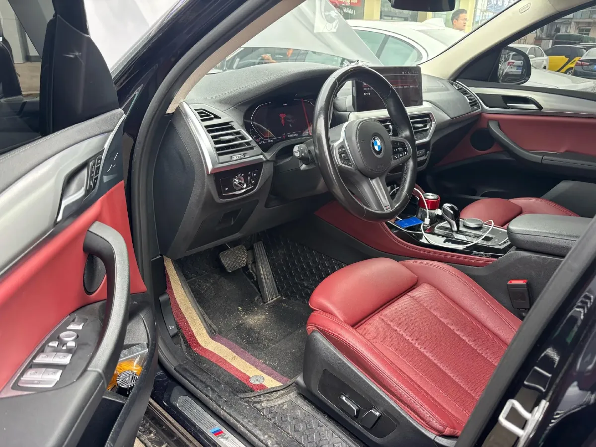 2022 BMW X4 2.0T 245HP L4 8AT,autocango,china used car exporter,china ev exporter,chinese used car exporter,chinese used ev exporter