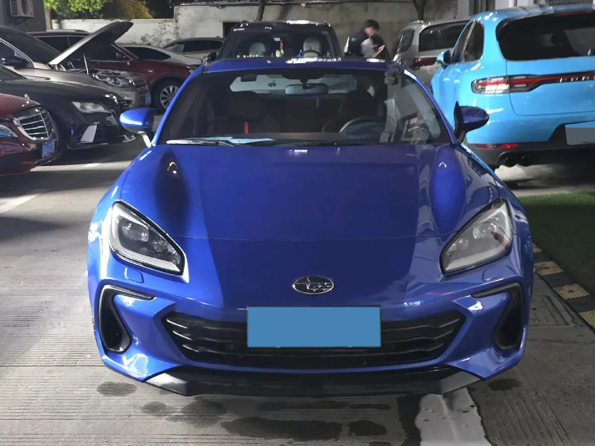 2022 Subaru BRZ 2.4L 234HP H4 6MT,autocango,china used car exporter,china ev exporter,chinese used car exporter,chinese used ev exporter